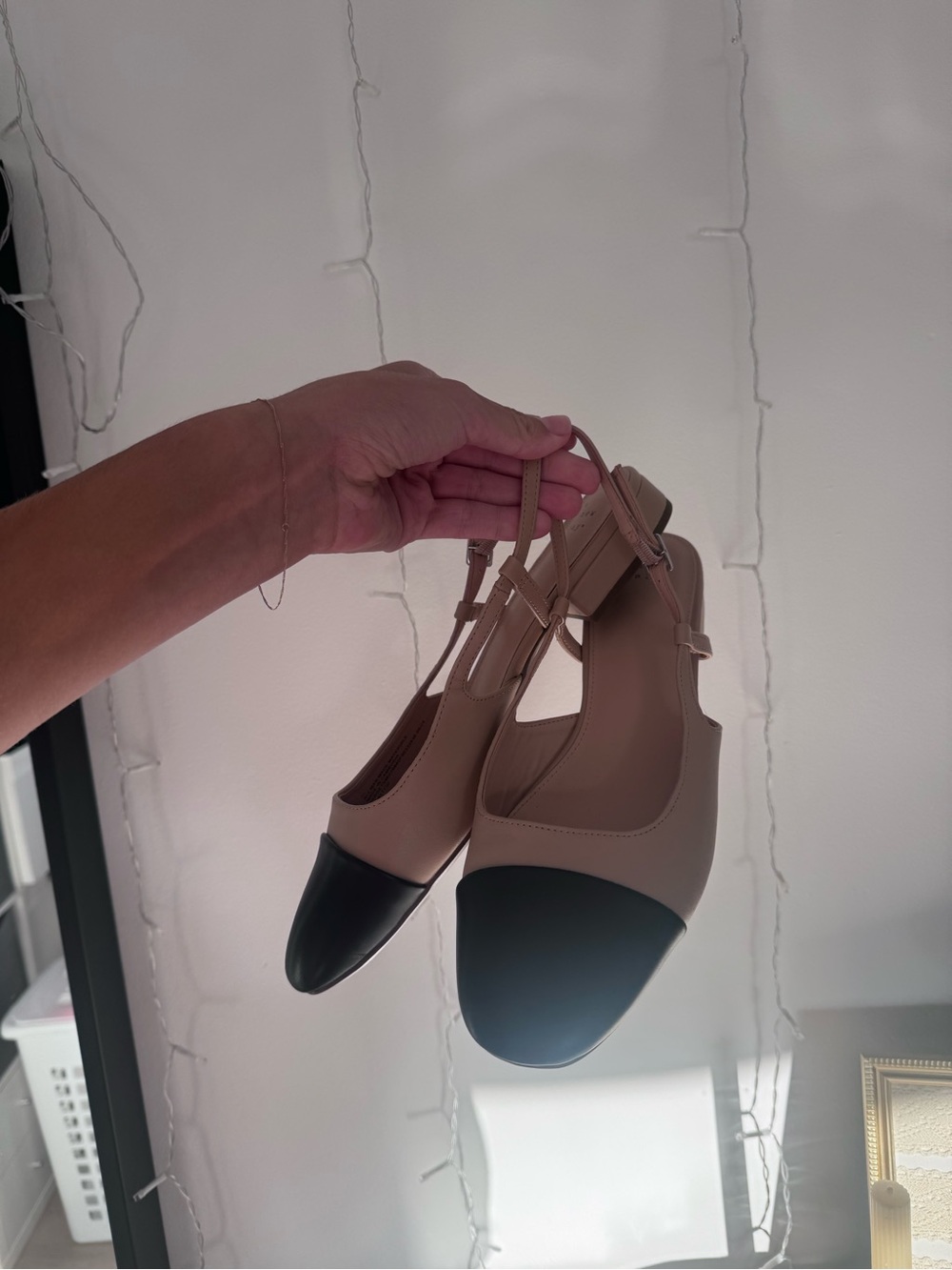 Two-Tone Slingback Flats (11 Women’s)